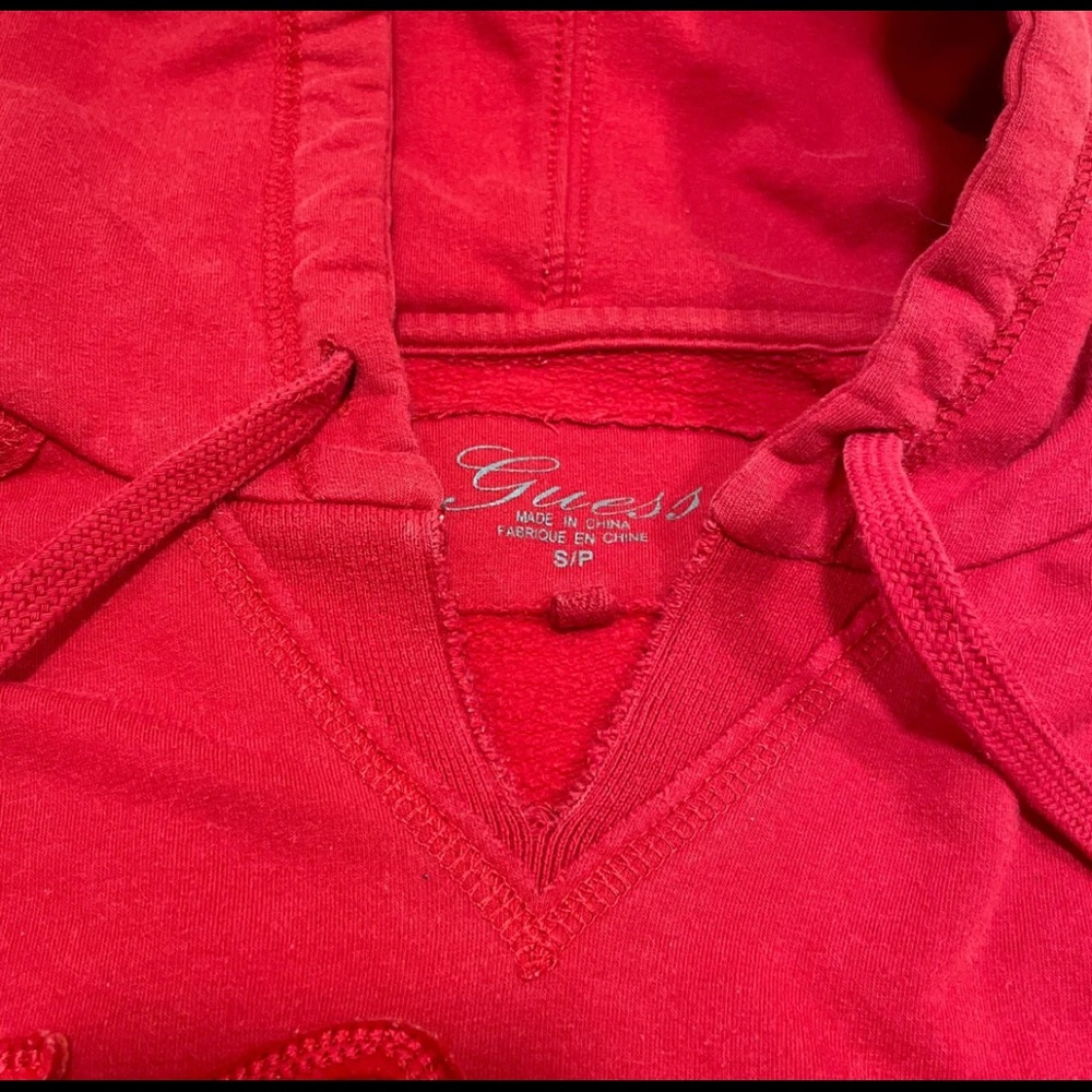 GUESS Script Logo Pullover - Picture 5 of 6